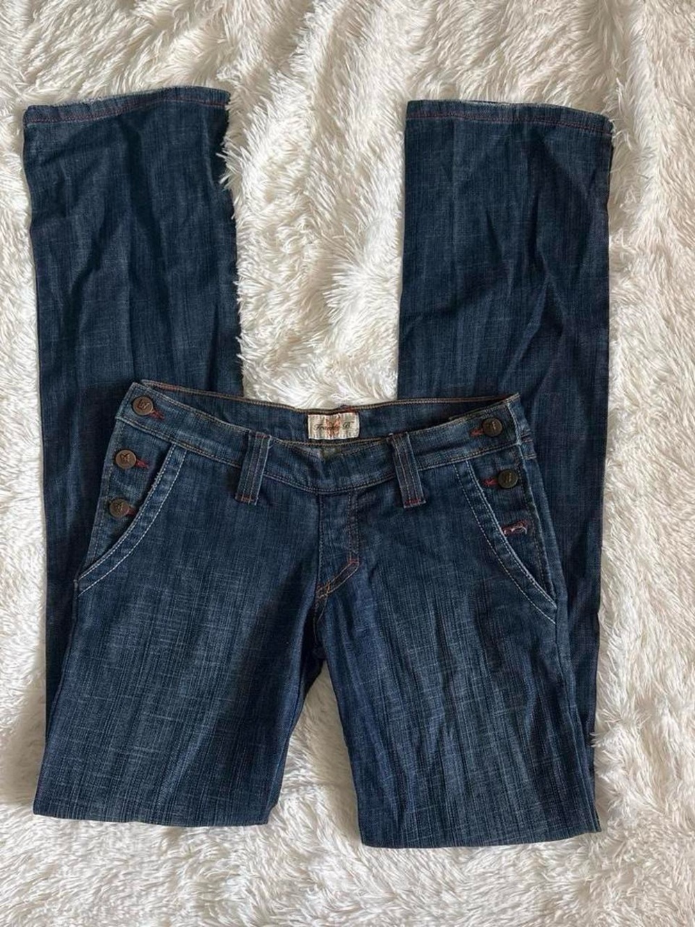 Frankie B . Jeans